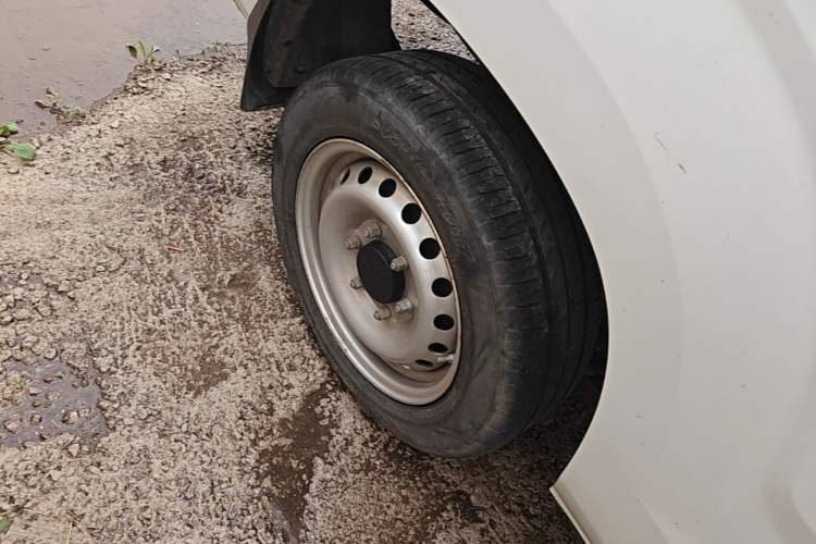 Used Karry Jiangtun 2023 Wide-Heart Edition Guoxuan Hi-Tech 38.7 kWh Right Rear Wheel Hub