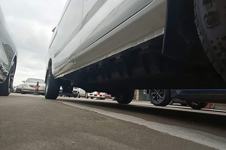 Used Karry Jiangtun 2023 Wide-body Edition Guoxuan Hi-Tech 40.55 kWh Right Side Sill