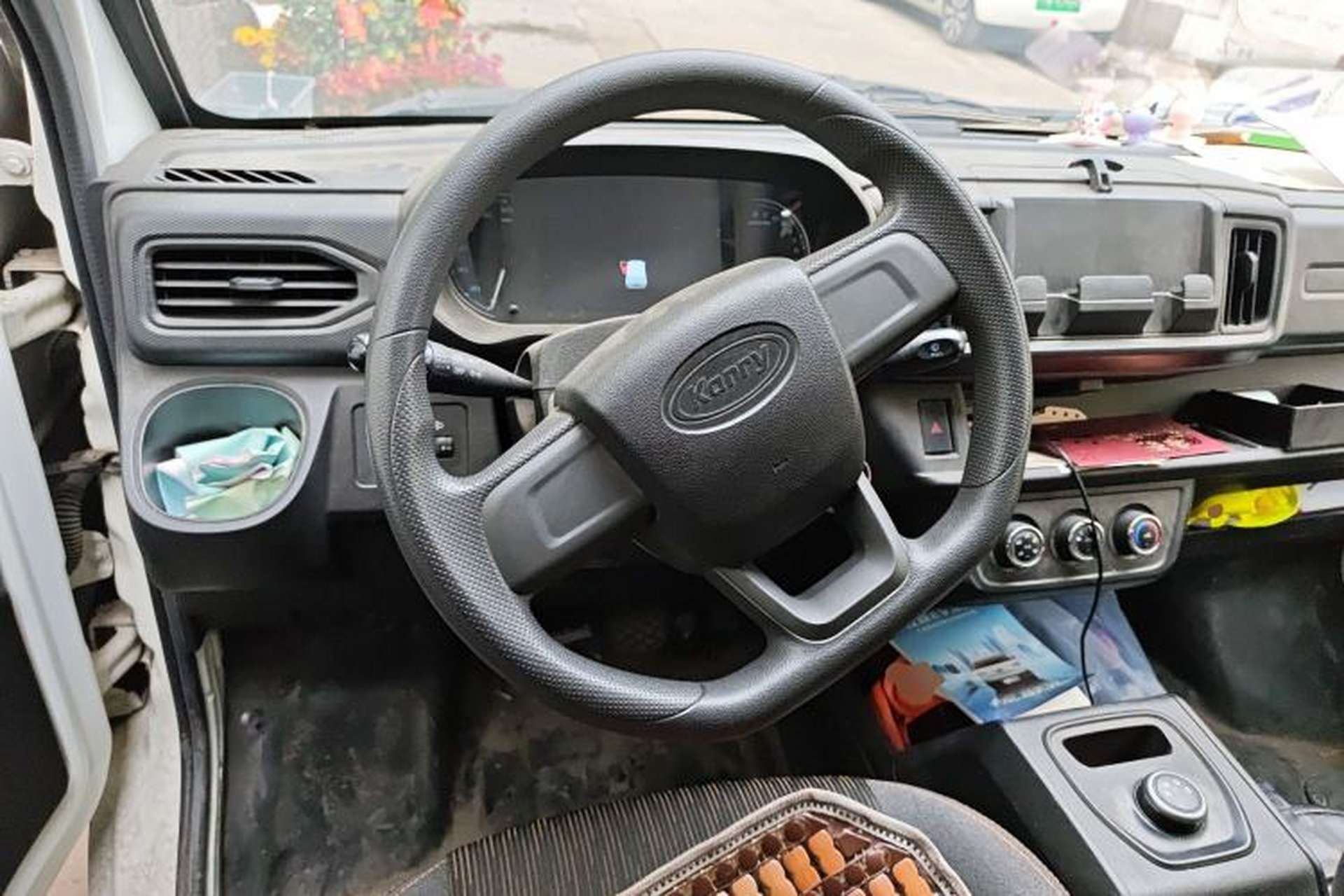 Used Karry Jiangtun 2023 Wide-body Edition AVIC Lithium Battery 38.64 kWh Steering Wheel