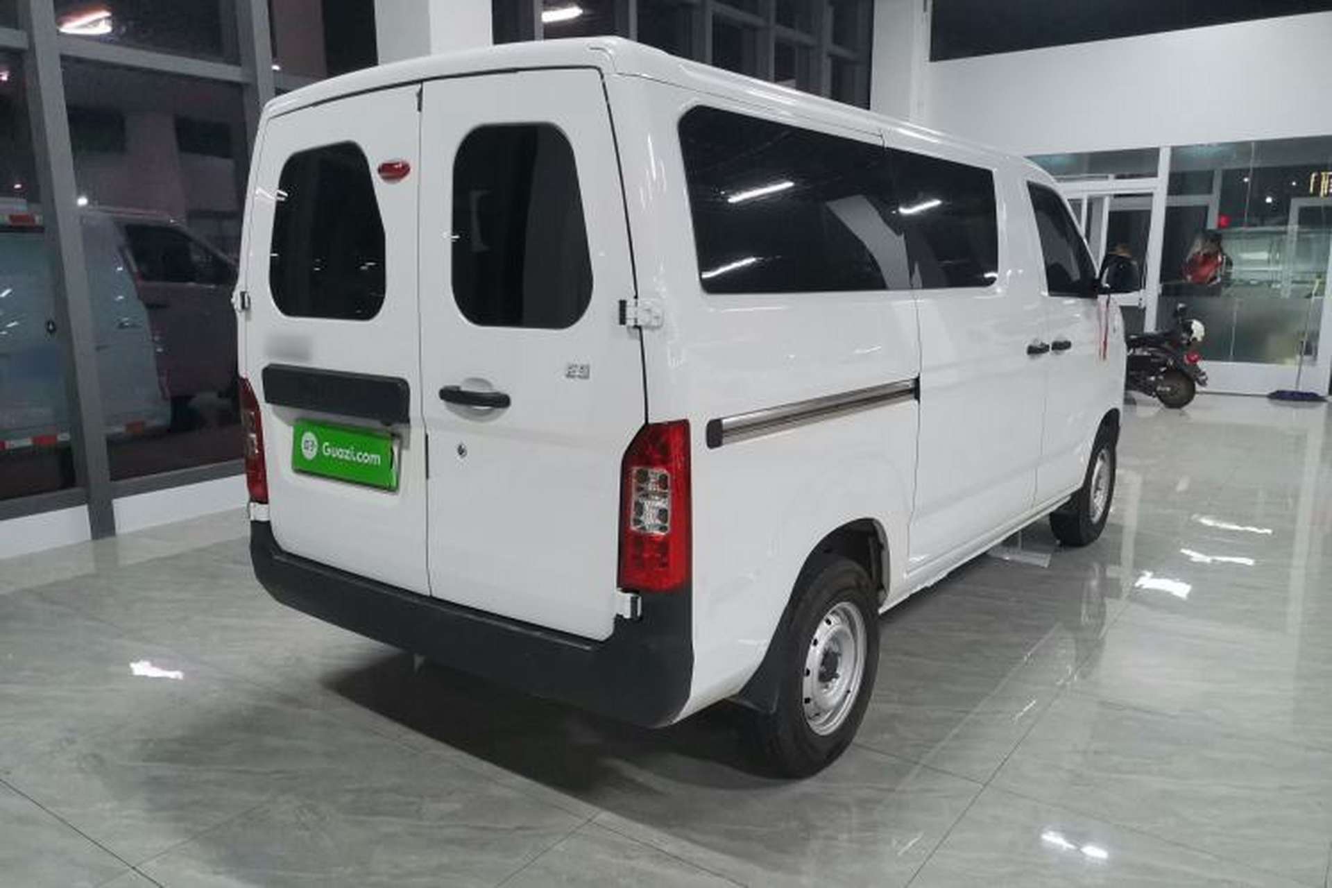 Used Karry Jiangtun E5 2024 268 km Range Open-Window 6-Seater Version Exterior 5