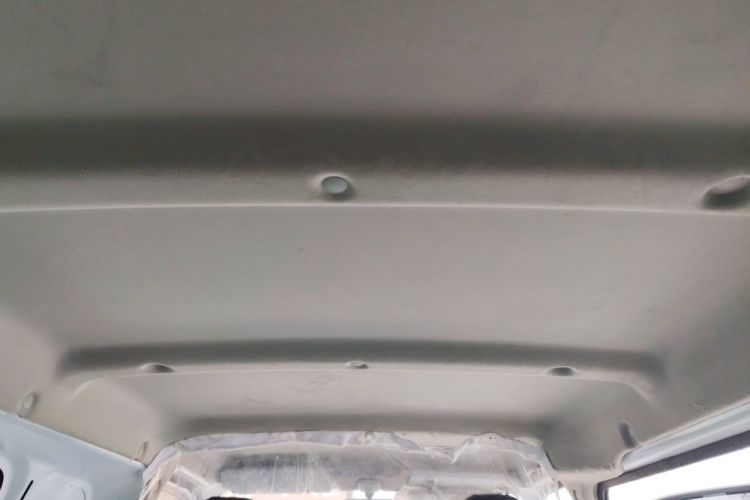 Used Karry Jiangtun E5 2024 268 km Range Open-Window 6-Seater Version Headliner