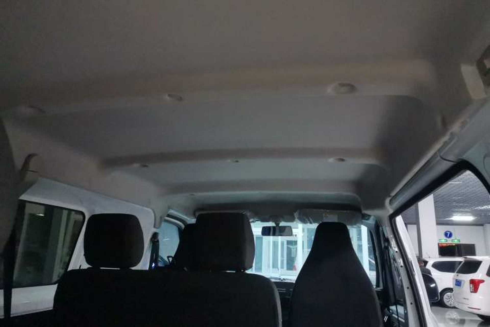 Used Karry Jiangtun E5 2024 268 km Range Open-Window 6-Seater Version Headliner