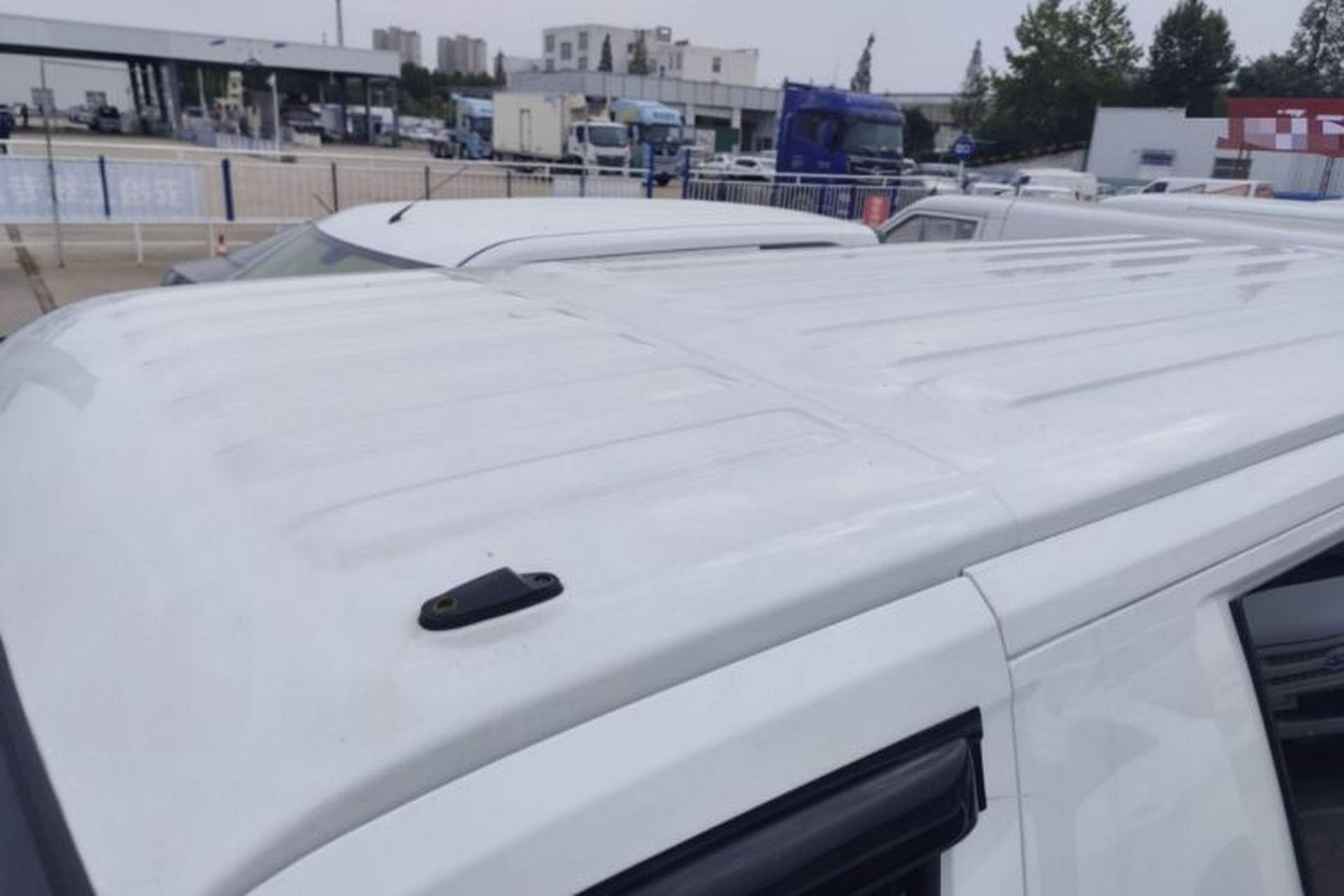 Used Karry Jiangtun E5 2024 268 km Range Open-Window 6-Seater Version Roof