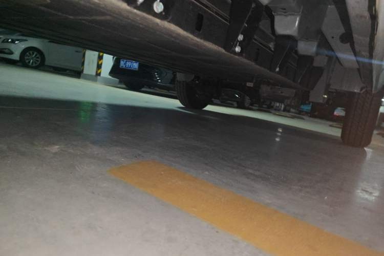 Used Karry Jiangtun E5 2024 230 km Standard Version Chassis Front Left
