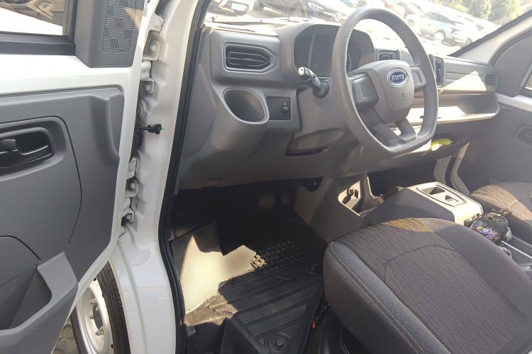 Used Karry Jiangtun E5 2024 268 km Range Open-Window 6-Seater Version Driver Seat