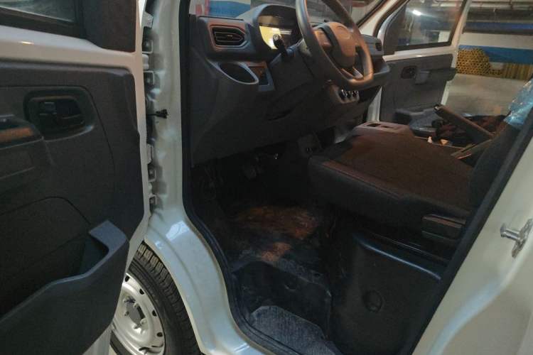 Used Karry Jiangtun E5 2024 230 km Standard Version Driver Seat