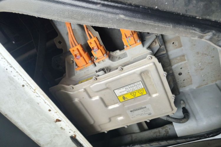 Used Karry Jiangtun E5 2024 268 km Range Open-Window 6-Seater Version Engine Bay Right