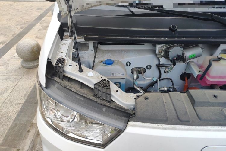 Used Karry Jiangtun E5 2024 268 km Range Open-Window 6-Seater Version Engine Bay Right