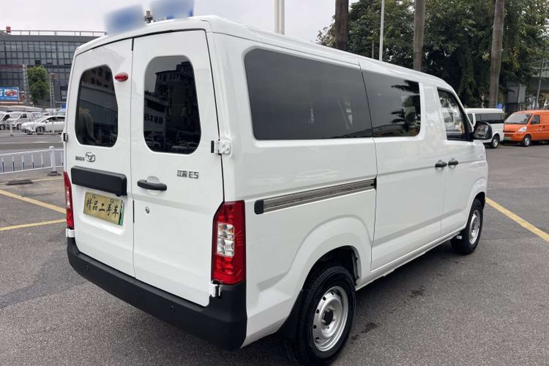 Used Karry Jiangtun E5 2024 230 km Standard Version Exterior 2