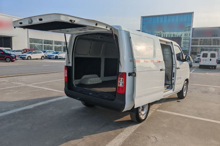 Used Karry Jiangtun E5 2024 230 km Standard Version Exterior 4