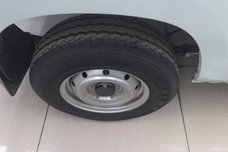 Used Karry Jiangtun E5 2024 260km Wealth Creation Edition Exterior 5