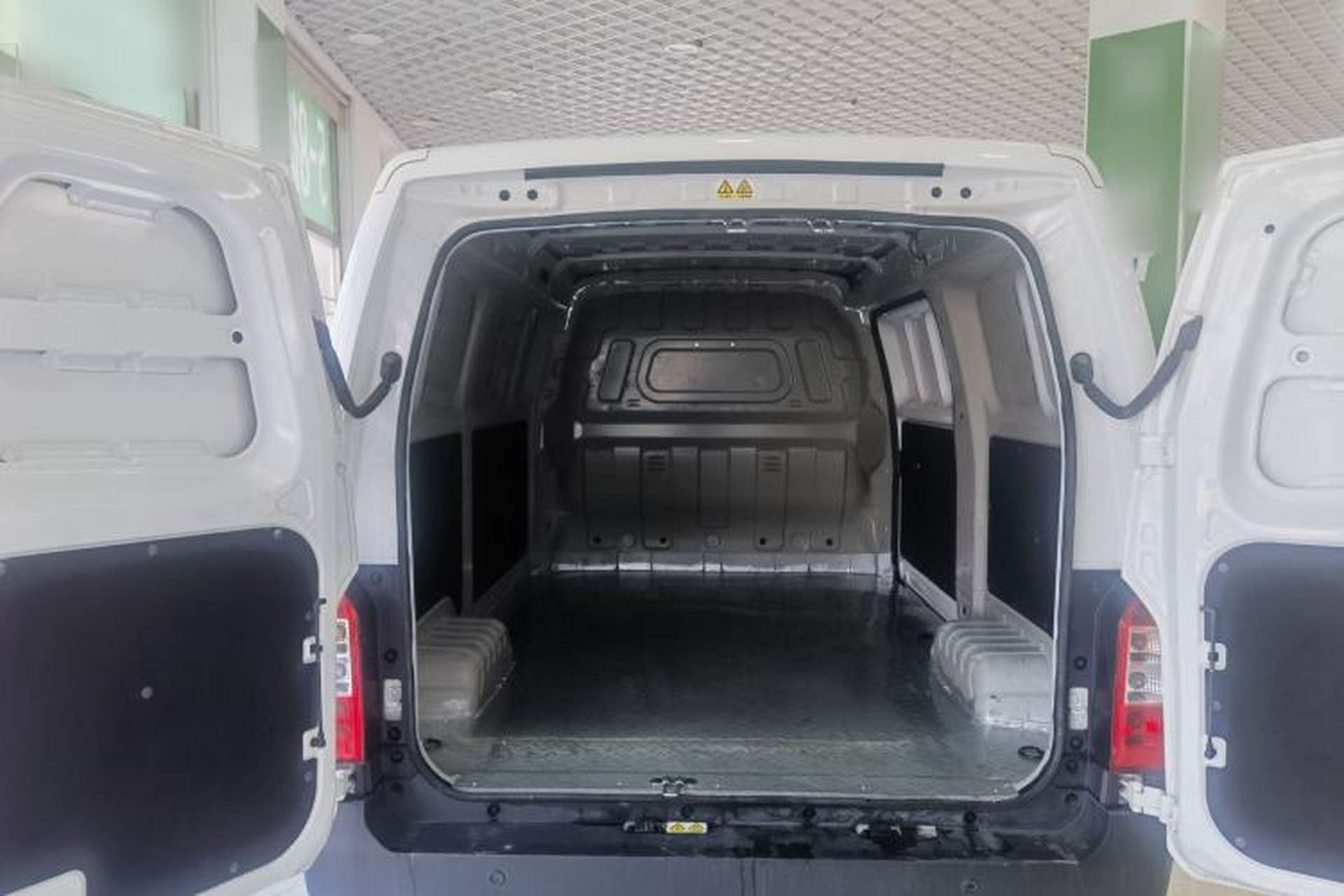Used Karry Jiangtun E5 2024 260km Wealth Creation Edition Exterior 6