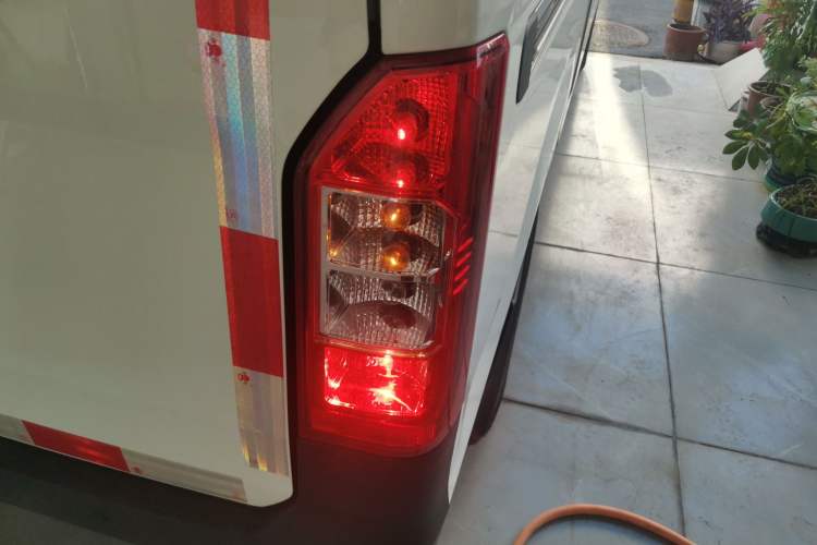 Used Karry Jiangtun E5 2024 230 km Standard Version Exterior 6