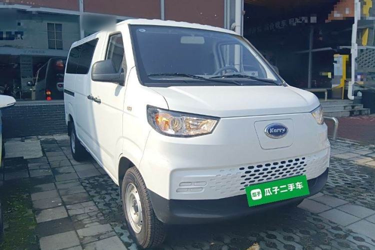 Used Karry Jiangtun E5 2024 268 km Range Open-Window 6-Seater Version Front Right 45 Deg