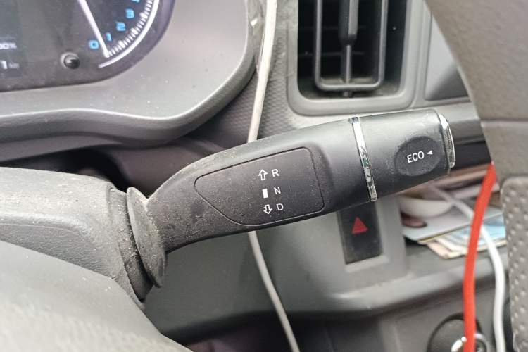 Used Karry Jiangtun E5 2024 230 km Standard Version Gear Lever