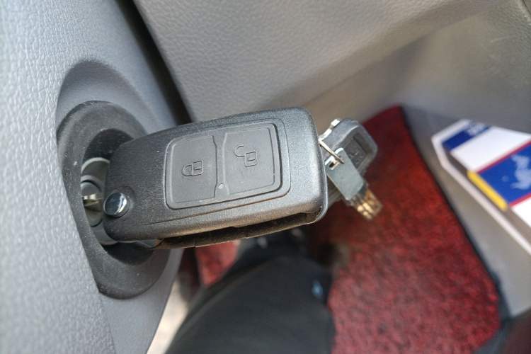 Used Karry Jiangtun E5 2024 230 km Standard Version Interior 1