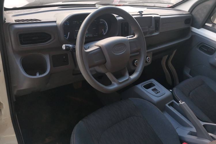 Used Karry Jiangtun E5 2024 230 km Standard Version Interior 2
