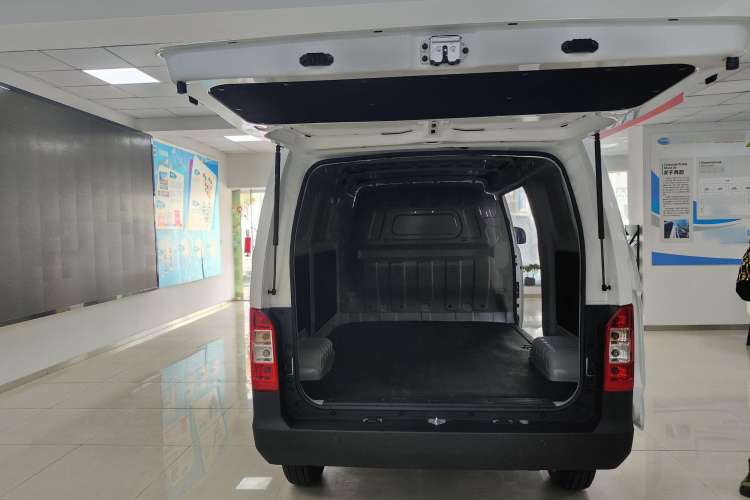 Used Karry Jiangtun E5 2024 230 km Standard Version Interior 7