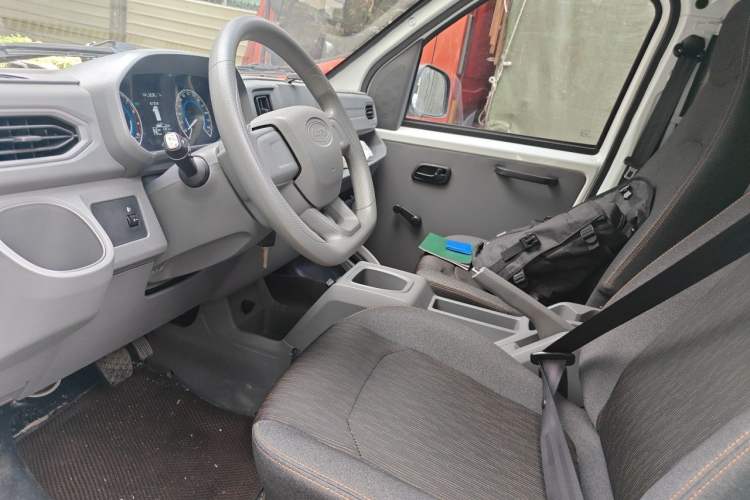 Used Karry Jiangtun E5 2024 230 km Economy Version Left Front Seat