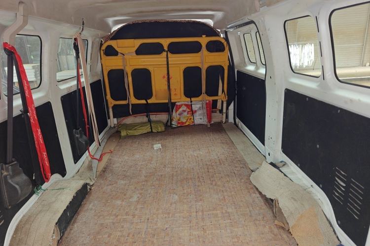 Used Karry Jiangtun E5 2024 268 km Range Open-Window 6-Seater Version Left Rear Seat