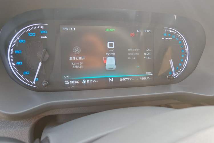 Used Karry Jiangtun E5 2024 230 km Standard Version Odometer Close Up