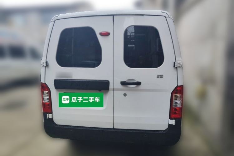 Used Karry Jiangtun E5 2024 268 km Range Open-Window 6-Seater Version Rear