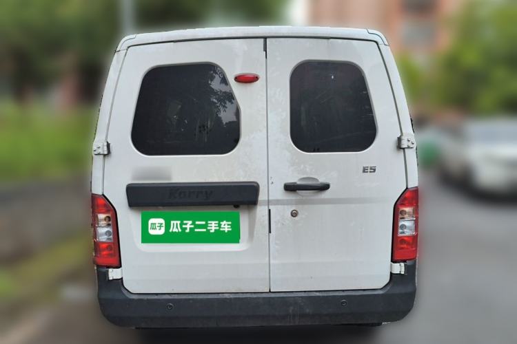 Used Karry Jiangtun E5 2024 268 km Range Open-Window 6-Seater Version Rear