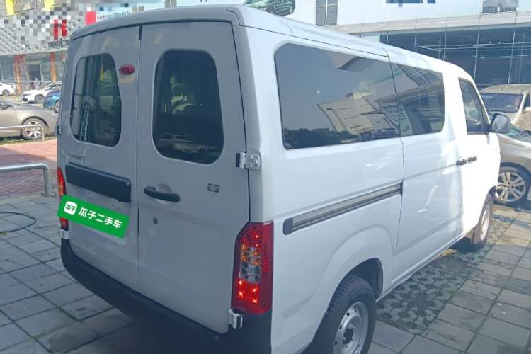 Used Karry Jiangtun E5 2024 268 km Range Open-Window 6-Seater Version Rear Right 45 Deg