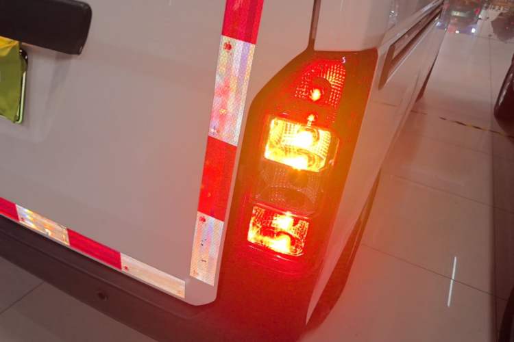 Used Karry Jiangtun E5 2024 230 km Standard Version Right Rear Taillight