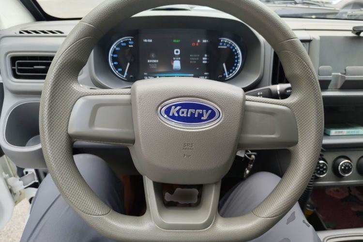 Used Karry Jiangtun E5 2024 268 km Range Open-Window 6-Seater Version Steering Wheel