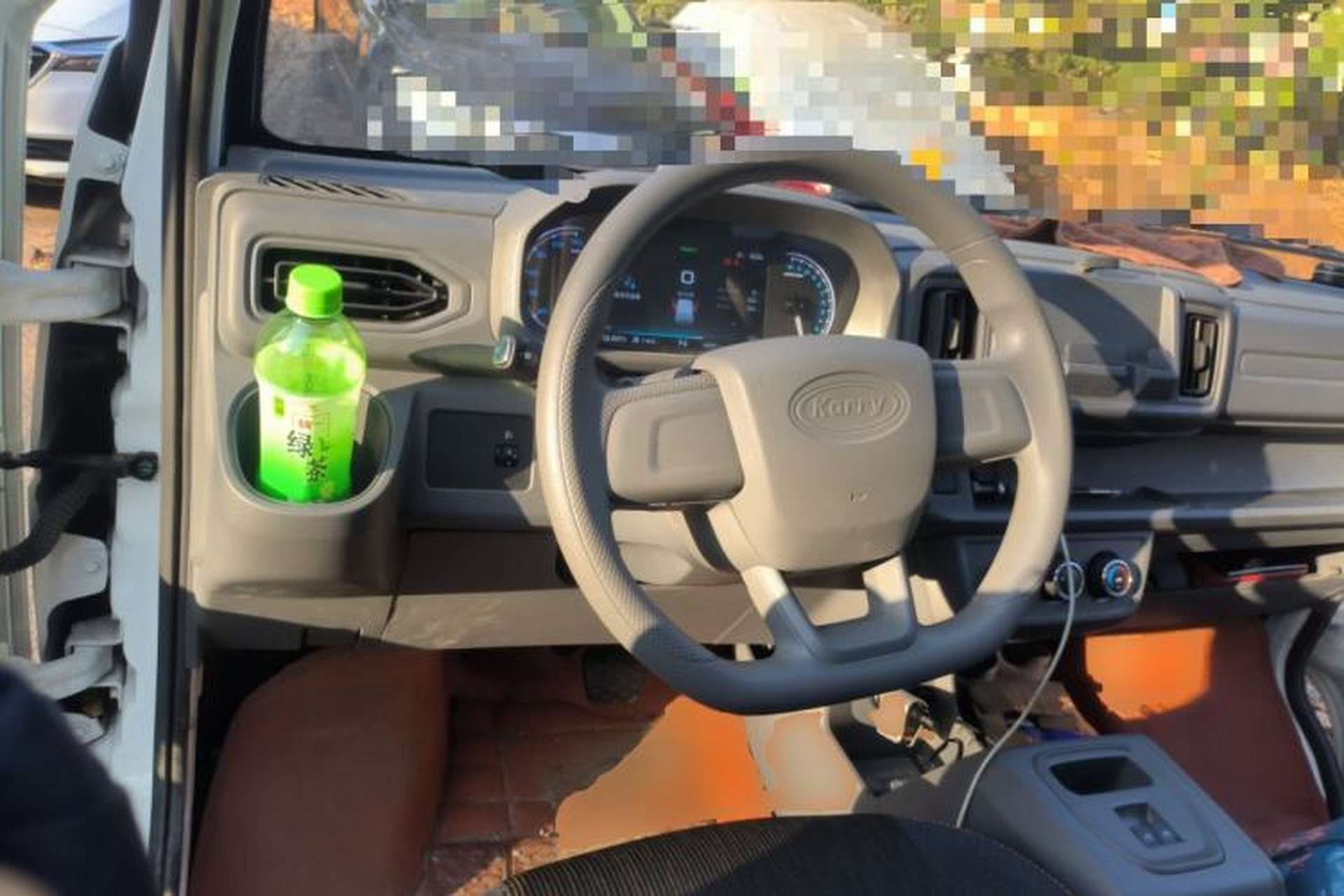 Used Karry Jiangtun E5 2024 230 km Economy Version Steering Wheel