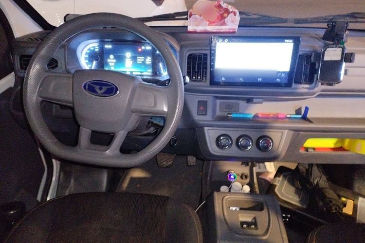 Used Karry Jiangtun E5 2025 Model Economy Edition—36.8 kWh, 6-seater Center Console