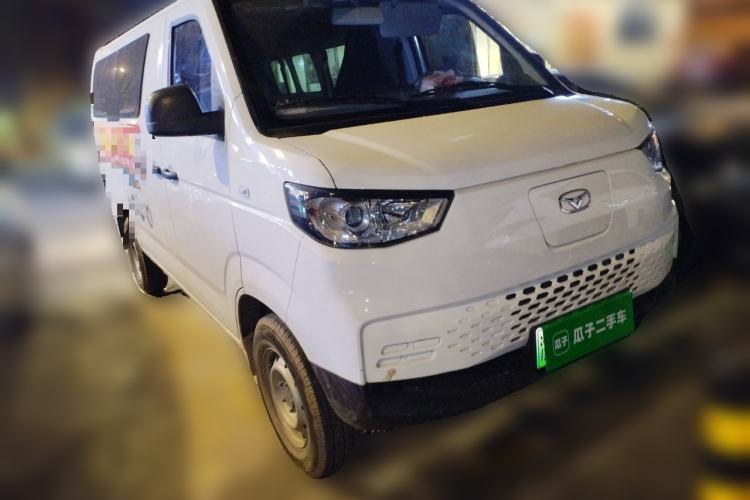 Used Karry Jiangtun E5 2025 Model Economy Edition—36.8 kWh, 6-seater Front Right 45 Deg