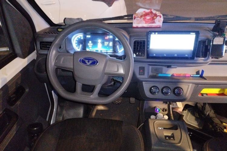 Used Karry Jiangtun E5 2025 Model Economy Edition—36.8 kWh, 6-seater Steering Wheel