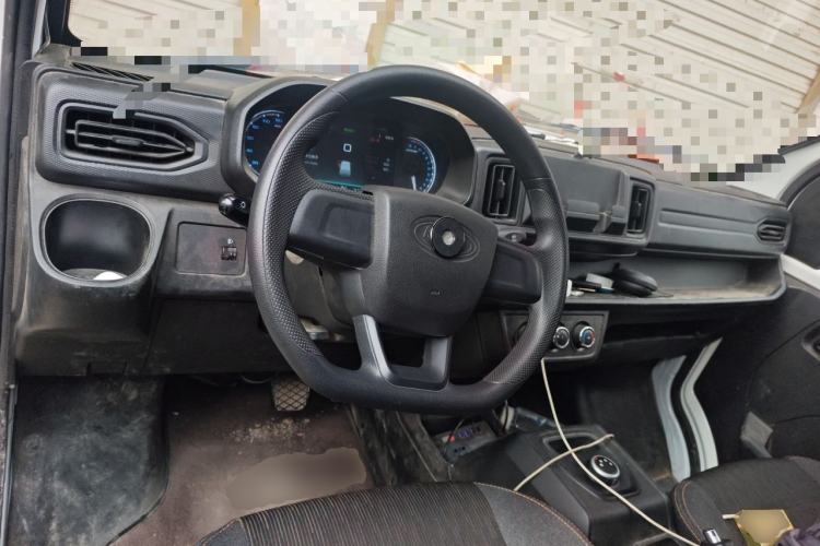 Used Karry Jiangtun E6 2024 Gotion 38.7 kWh Kuaxin Edition Center Console