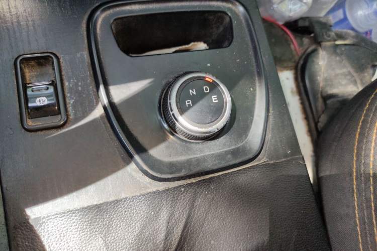Used Karry Jiangtun E6 2024 Gotion 40.55 kWh Wide-Heart Edition Gear Lever