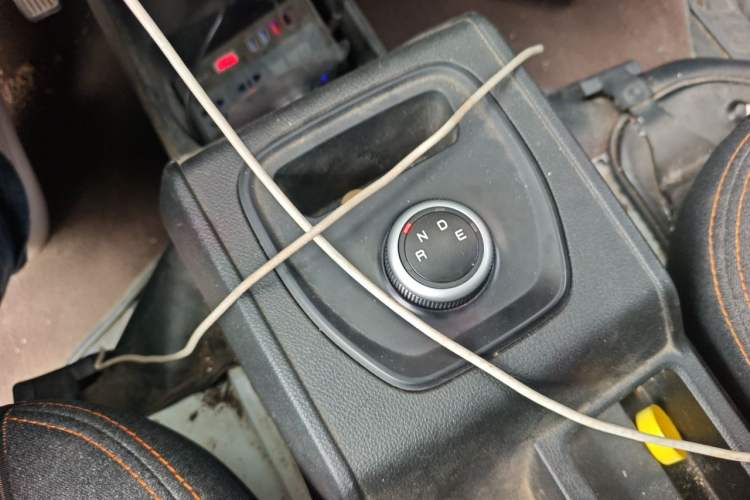 Used Karry Jiangtun E6 2024 Gotion 38.7 kWh Kuaxin Edition Gear Lever