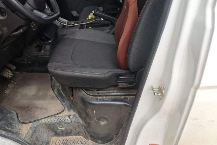 Used Karry Jiangtun E6 2024 Gotion 38.7 kWh Kuaxin Edition Left Front Seat
