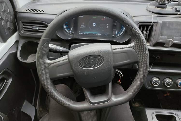Used Karry Jiangtun E6 2024 AVIC 38.64 kWh Wide-body Edition Steering Wheel