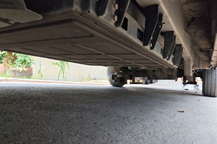 Used Karry Jiangtun E7 2024 Mingchuan 7-Seater Model Chassis Front Left