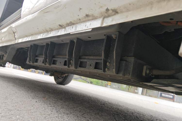 Used Karry Jiangtun E7 2024 Wealthy Edition Chassis Front Right