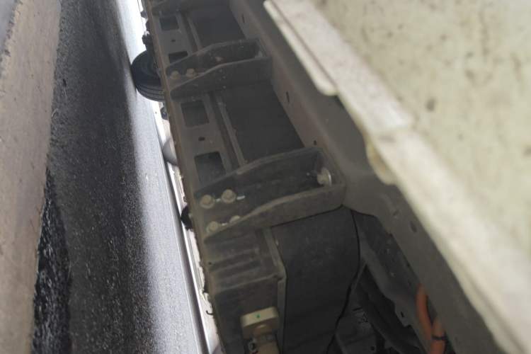 Used Karry Jiangtun E7 2024 Wealthy Edition Chassis Front Right