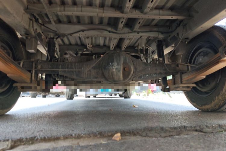 Used Karry Jiangtun E7 2024 Mingchuan 7-Seater Model Chassis Rear