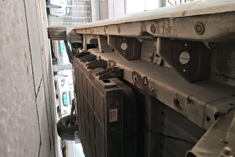 Used Karry Jiangtun E7 2024 Mingchuang 6-Seater Version Chassis Rear Left
