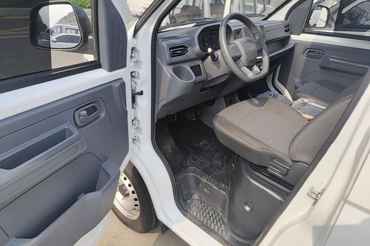 Used Karry Jiangtun E7 2024 Wealthy Edition Driver Seat