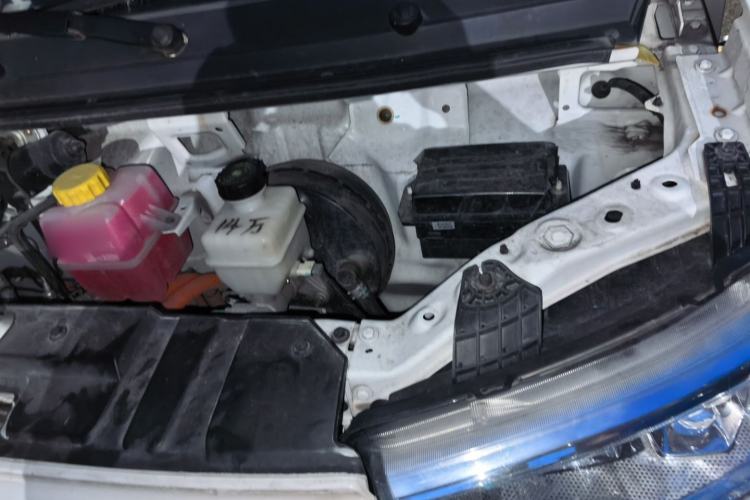 Used Karry Jiangtun E7 2024 Wealthy Edition Engine Bay Left