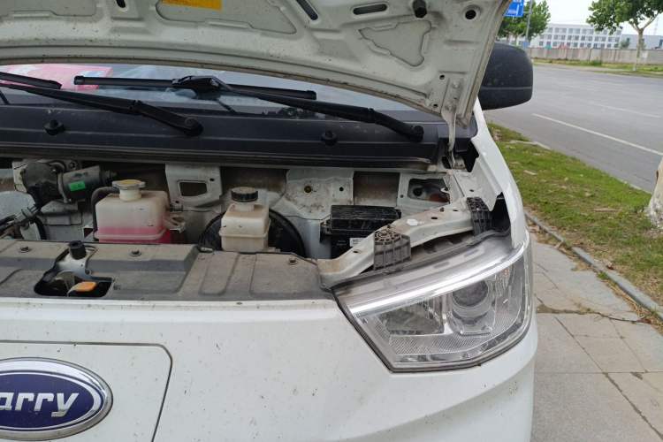 Used Karry Jiangtun E7 2024 Startup Edition Engine Bay Left