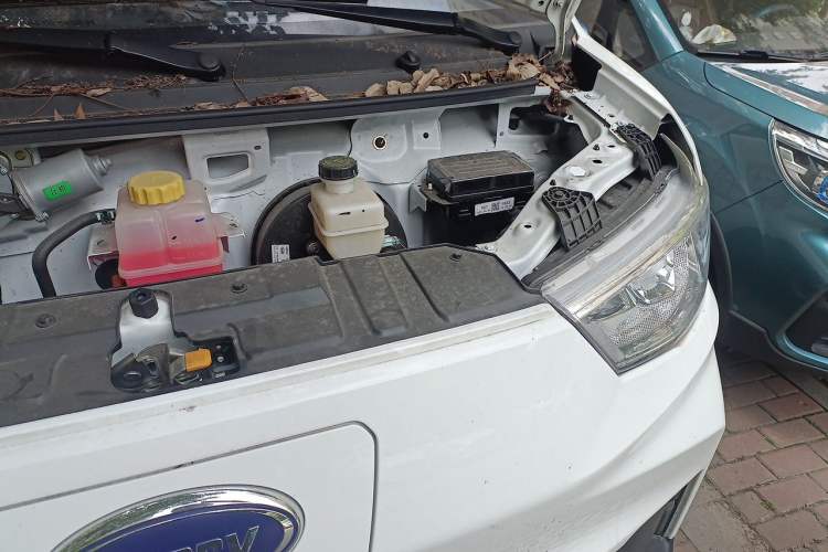 Used Karry Jiangtun E7 2024 Wealthy Edition Engine Bay Left