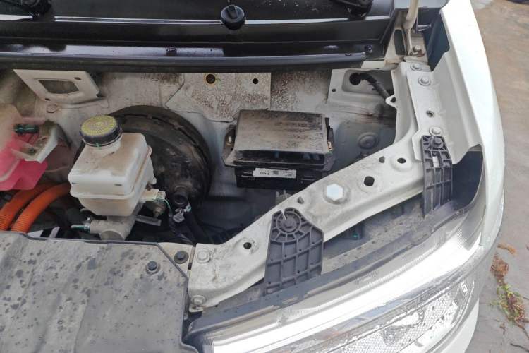 Used Karry Jiangtun E7 2024 Mingchuang 6-Seater Version Engine Bay Left
