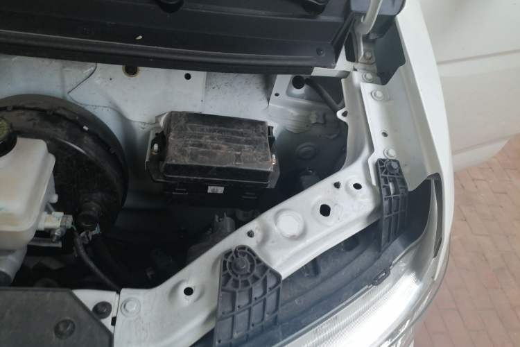 Used Karry Jiangtun E7 2024 Mingchuang 6-Seater Version Engine Bay Left